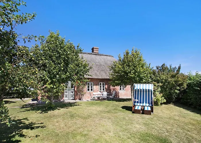 Pellwormhaeuschen * Pellworm